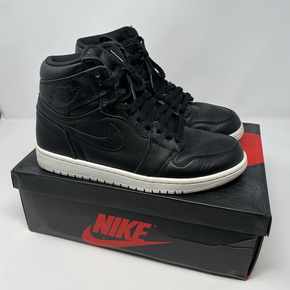 Air Jordan 1 Retro OG High Cyber Monday‎ Mens Size 8 Black With White Soles